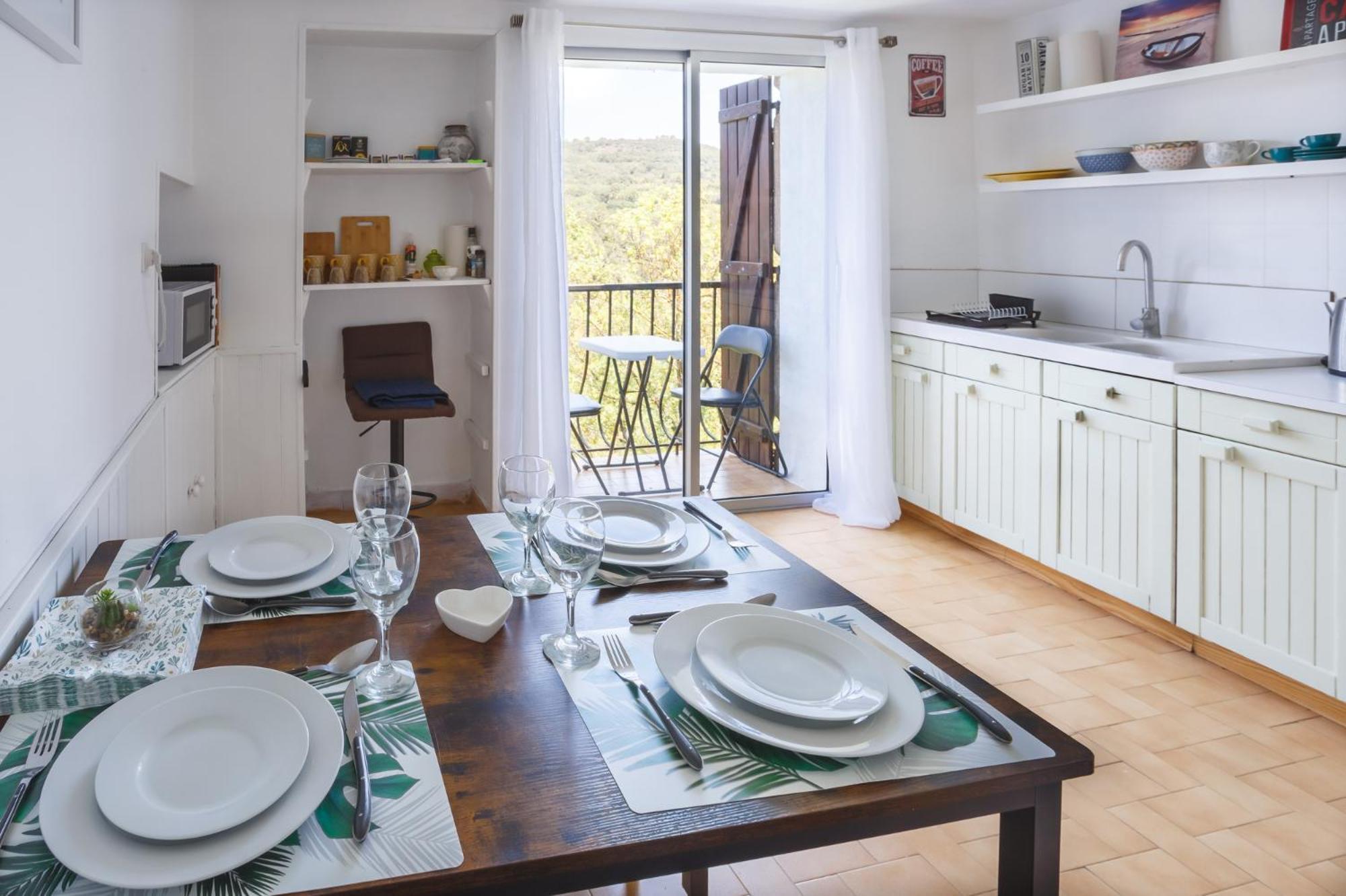 Cosy Apartment In Ancient Gabian With River And Vineyard Views المظهر الخارجي الصورة